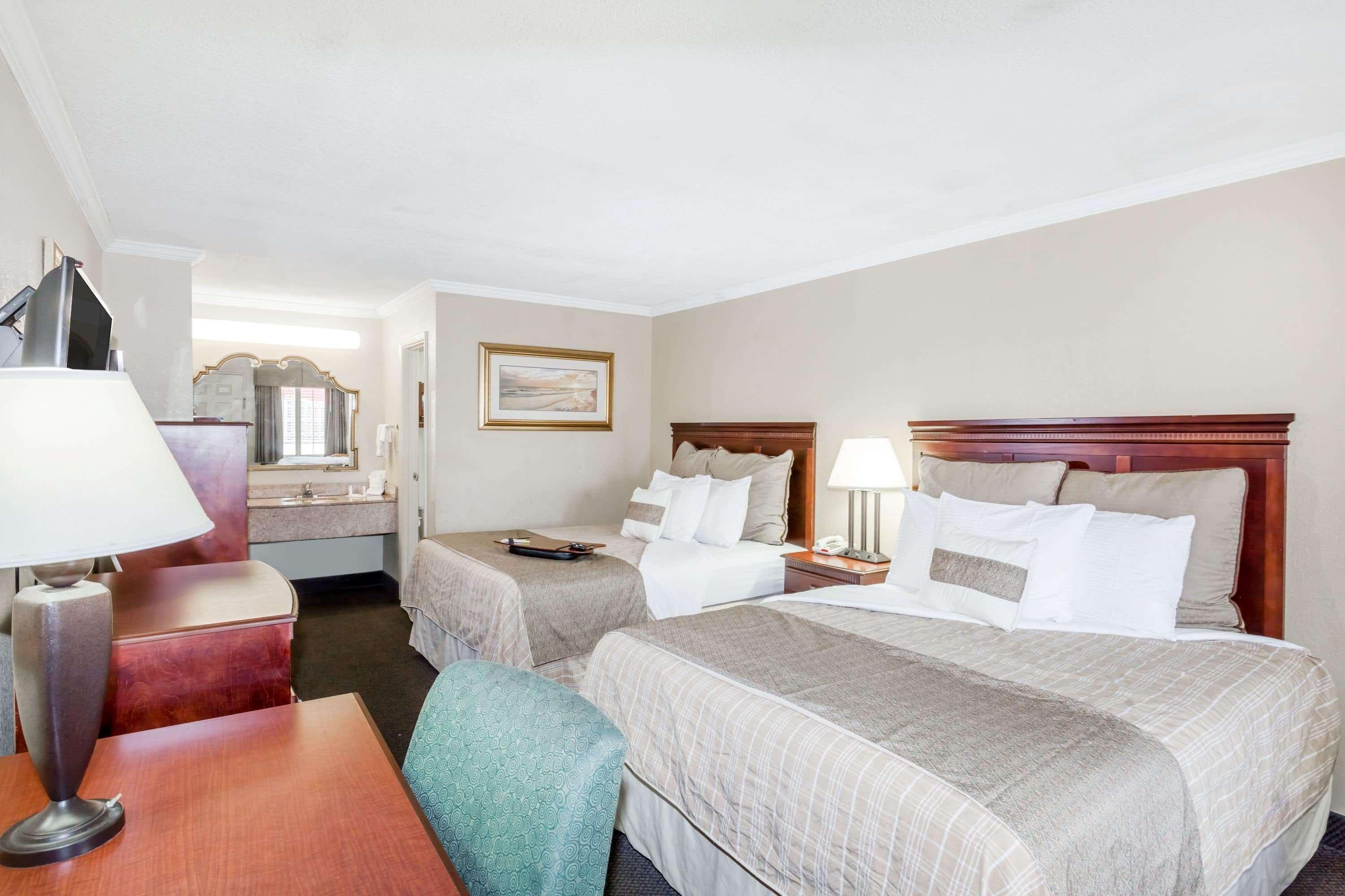 Days Inn By Wyndham Destin Esterno foto
