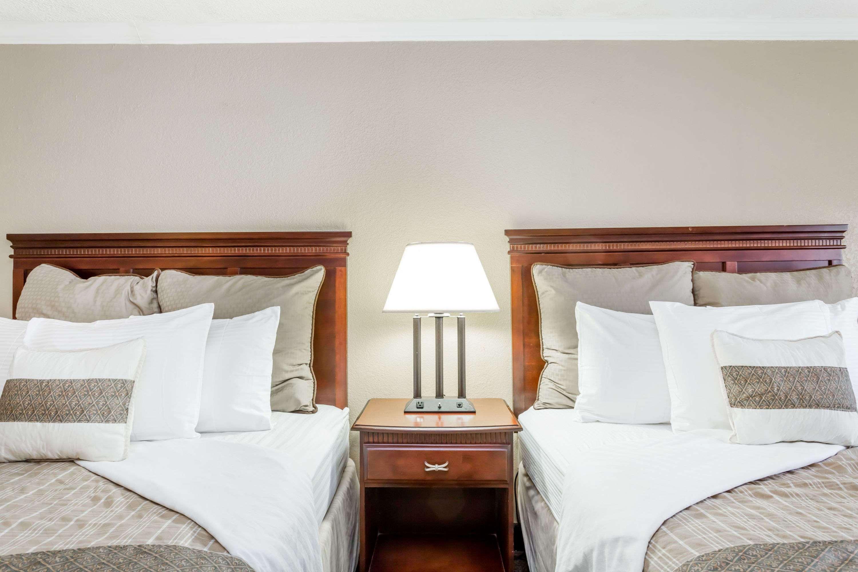 Days Inn By Wyndham Destin Esterno foto