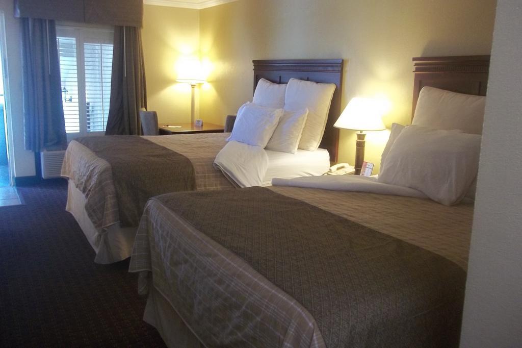 Days Inn By Wyndham Destin Esterno foto