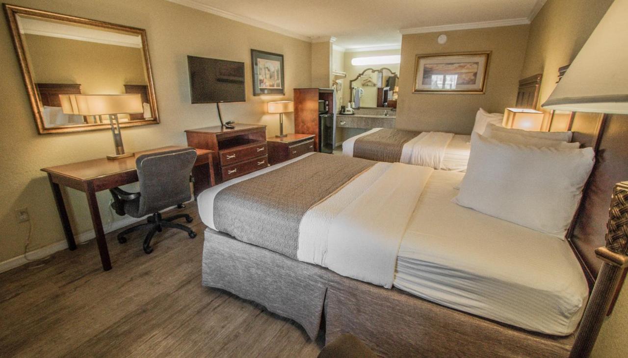 Days Inn By Wyndham Destin Esterno foto